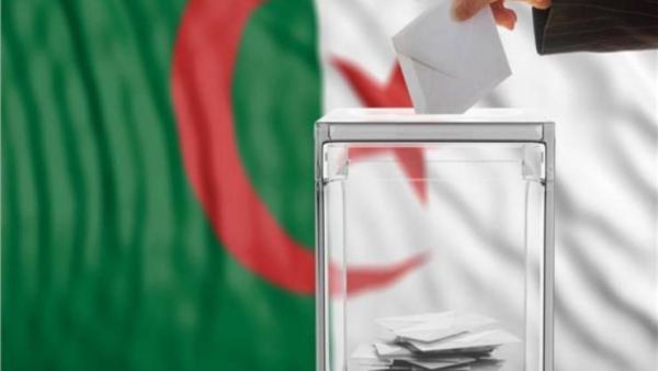 اعتقال 30 من معارضي الانتخابات في الجزائر 