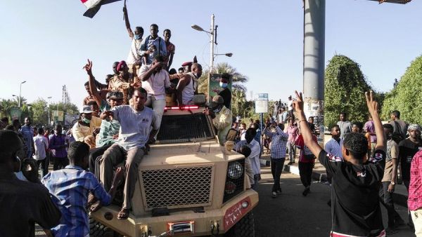 الإضراب العام يدخل يومه الثاني في السودان