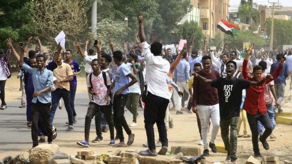 العسكري السوداني: احتجاز 9 جنود بشأن حوادث القتل في الأبيض