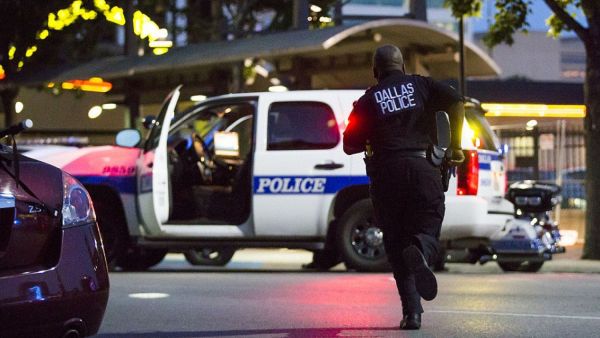 مسلح يطلق النار على شخصين في مدرسة بواشنطن قبل أن يقتل نفسه