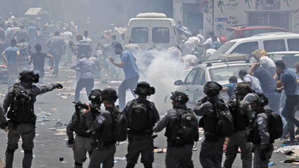 6 اصابات بمواجهات مع الاحتلال الصهيوني في القدس المحتلة