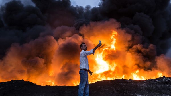 حريق في بئر نفطي جنوبي الموصل والسيطرة عليه