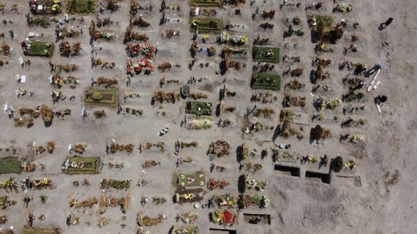 العثور على 59 جثة في مقابر سرية بولاية مكسيكية