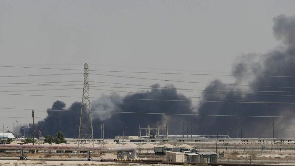  الهجوم على منشأتي نفط سعوديتين