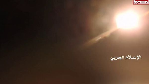 الناطق باسم الحوثيين: تم إسقاط الطائرة بصاروخ أصاب هدفه بدقة عالية، وجرى تطويره محليا