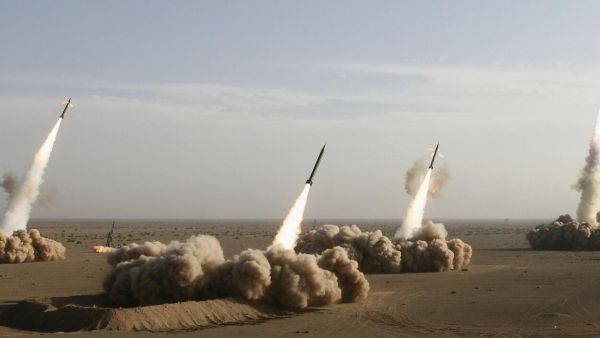 إيران بدأت الجولة الثانية من هجماتها على قواعد أمريكية في العراق