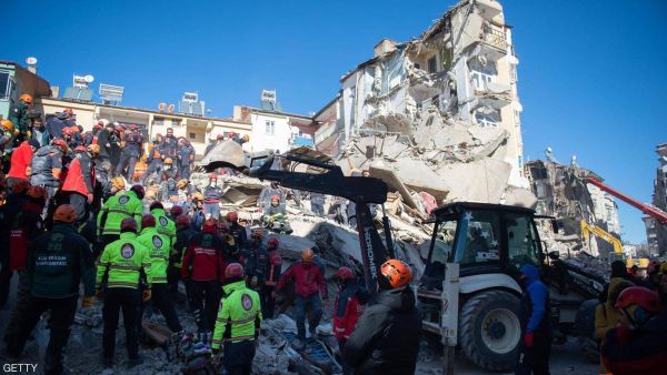 ارتفاع عدد قتلى زلزال تركيا إلى 41 وانتهاء من البحث عن ناجين