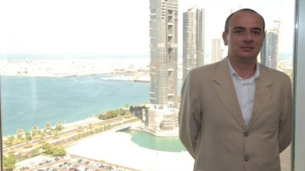 صحفي أردني اعتقل بالإمارات: مُنعت من السفر بطلب الإنتربول