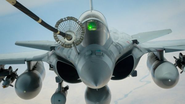 أولى مقاتلات رافال الفرنسية التي اشترتها أثينا ستصل اليونان في 2021