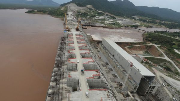 مصر تتهم إثيوبيا بإرغامها على أن تكون أسيرة لإرادتها في مفاوضات سد النهضة