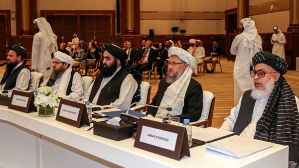 محادثات مباشرة بين طالبان والحكومة الأفغانية خلال أسبوعين