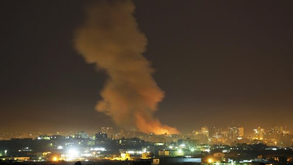 إسرائيل تقصف موقعا قرب الحدود مع قطاع غزة