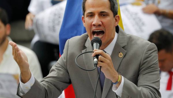 زعيم المعارضة الفنزويلية خوان غوايدو 