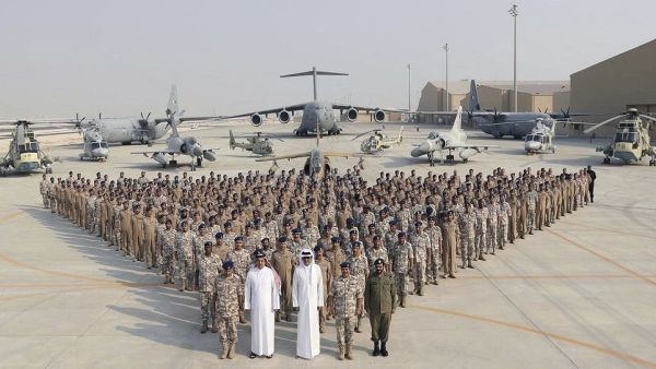 وزارة الدفاع القطرية تعلن تصادم طائرتين عسكريتين ونجاة الطيارين