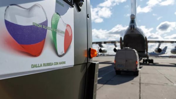 وصول 9 طائرات عسكرية روسية تحمل 100 مختص لإيطاليا لمكافحة كورونا