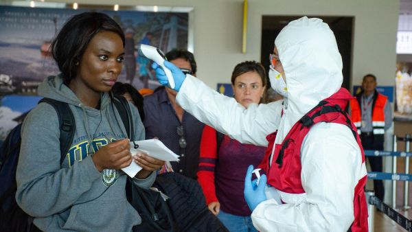 أستراليا تفرض العزل الذاتي 14 يوماً على جميع القادمين إليها