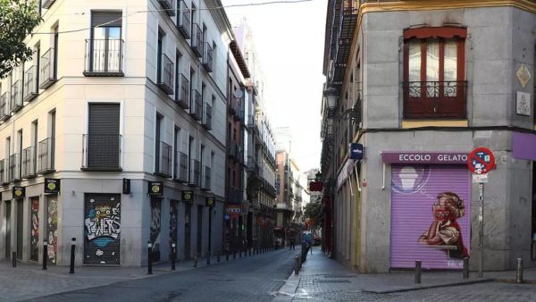 إسبانيا تسجل حصيلة قياسية جديدة لإصابات كورونا