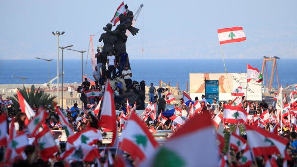 لبنان الأزمة... ولبنان الجيش