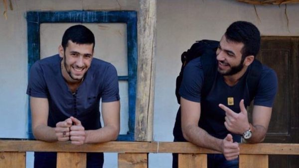 أظهرت مقاطع فيديو تشييع اثنين من حزب الله قتلا في القصف الإسرائيلي الأخير
