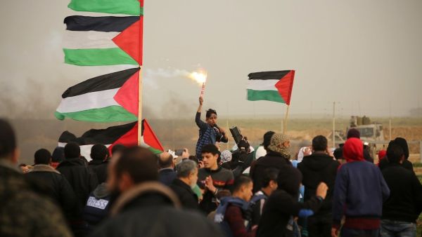 تواصل مسيرات العودة بغزة والهيئة تهدد بـ"تسخين" الحراك