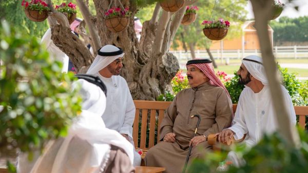 عاهل البحرين يهنئ بن زايد بالاتفاق مع إسرائيل