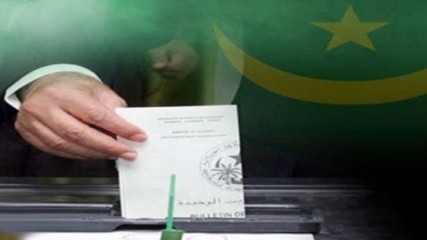 مرشح السلطة يهنئ أنصاره بعد تصدره نتائج الانتخابات الموريتانية