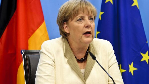 الاتحاد الأوروبي يمدد قمته يوما آخر بعد الوصول لطريق مسدود بشأن خطة إنعاش