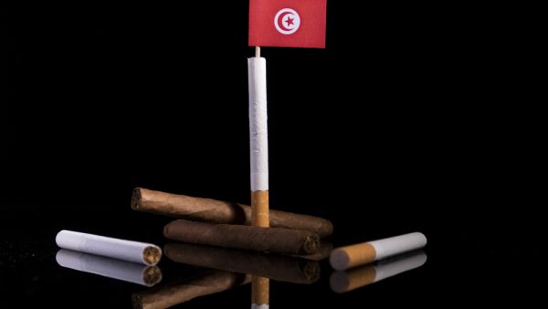 شهدت أسعار السجائر زيادة بنسبة 40 بالمائة في بعض الأصناف، خلال الأيام الأخيرة