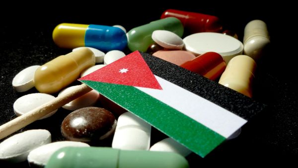 جاء فتح ملف أسعار الأدوية، بعد سنوات من المطالبات، التي قادتها جمعية حماية المستهلك وأعضاء في مجلس النواب