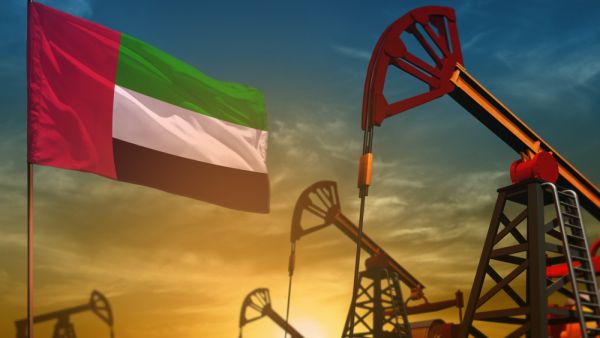 الإمارات تؤمن 35% من احتياجات اليابان النفطية في يونيو الماضي