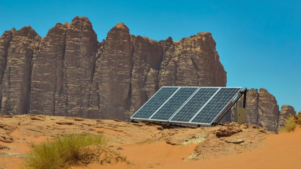 الطاقة الكهربائية المولدة من مصادر الطاقة المتجددة بلغت حتى نهاية عام 2018 حوالي 1130 ميغاواط