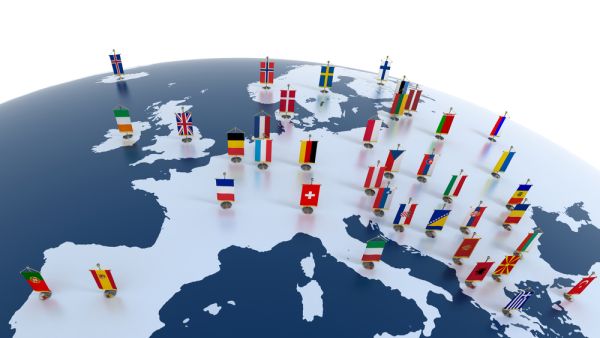 تشهد موازنة العام المقبل مخصصات إضافية للعديد من الأشياء مثل مواجهة ظاهرة التغير المناخي ومكافحة بطالة الشباب وتشجيع التحول إلى التكنولوجيا الرقمية