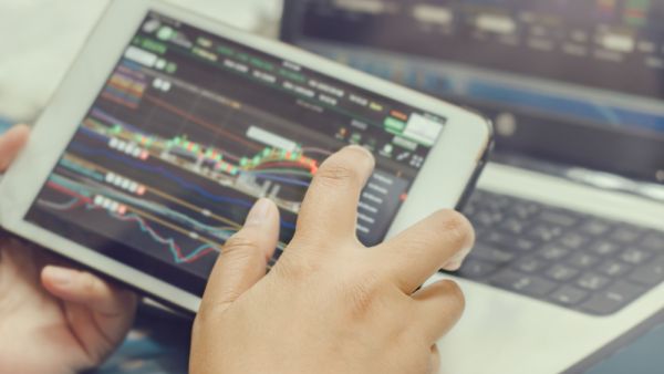 أعرب 94% من المستخدمين في دولة الإمارات، أنهم متحمسون للتعامل مالياً مع شركة تكنولوجيا، وهي نسبة أعلى من العديد من البلدان الأخرى في جميع أنحاء العالم