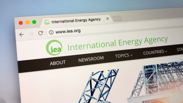 «وكالة الطاقة» تتوقع انخفاض الطلب على الغاز 3 % نهاية العام الجاري 