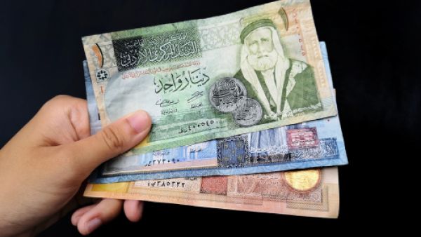 الأردن يشهد انحسار وتيرة الاستثمار في قطاع الاتصالات 