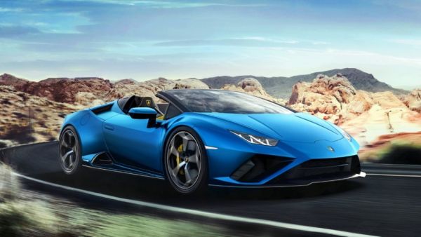 لامبورغيني تكشف عن هوراكان إيفو RWD سبايدر 