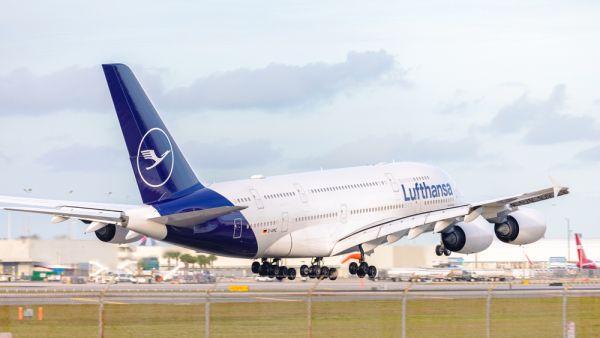 Lufthansa Resumes Flights with Half Fleet Capacity