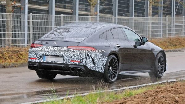 مرسيدس AMG GT 73e الهجينة تظهر بشكل تجسسي