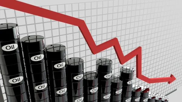 النفط ينخفض نحو أدنى مستوى منذ 2008 