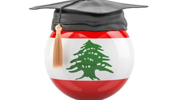 الاقتصاد المتدهور يقلي بظلاله على العودة المدرسية في لبنان 