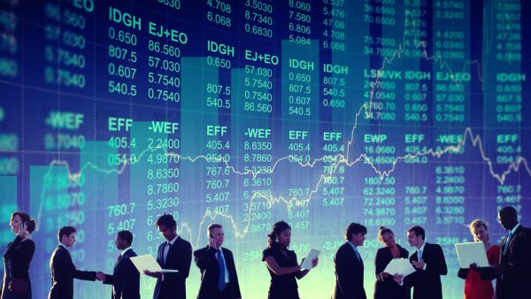 شركات التقنية الأربع تتجاوز التريليون دولار منذ «كورونا»