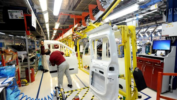 الإنتاج العالمي من السيارات قد يهبط بـ 20% في 2020 