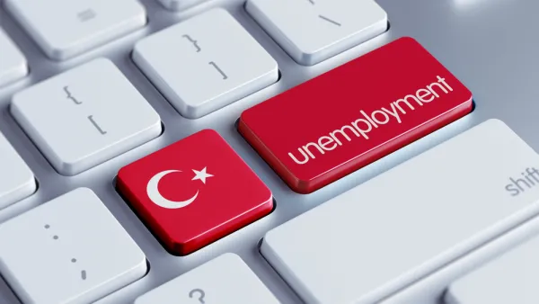 بلغ عدد العاطلين، بحسب التقرير، 4.4 مليون شخص، بعد أن كان نحو 2.6 مليون في يونيو 2018