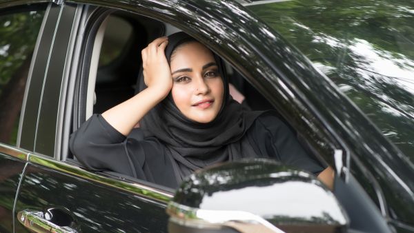 قيادة المرأة للسيارة في السعودية والآثار التي تركتها على اقتصاد السعودية