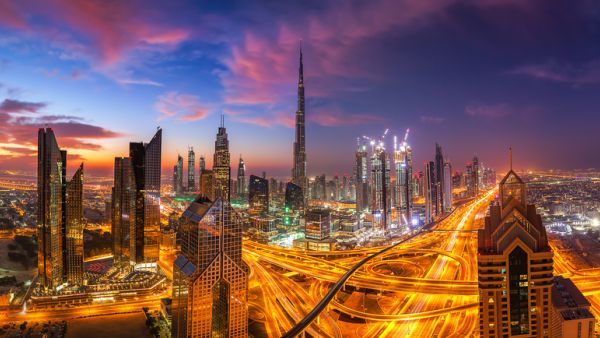 إمارة دبي تعلن عن حزمة تحفيز بقيمة 86 مليون دولار لمساعدة الاقتصاد