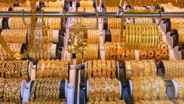 أسعار الذهب في الإمارات تسجل ارتفاعاً اليوم 