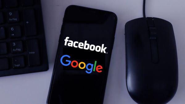 غوغل وفيسبوك تتحالفان ضد حملة مكافحة الاحتكار