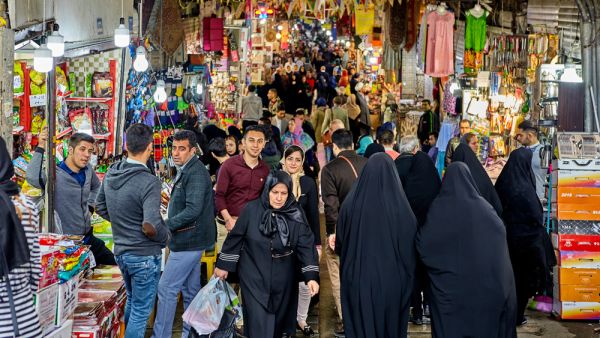 تواجه إيران انكماشاً منذ 2018