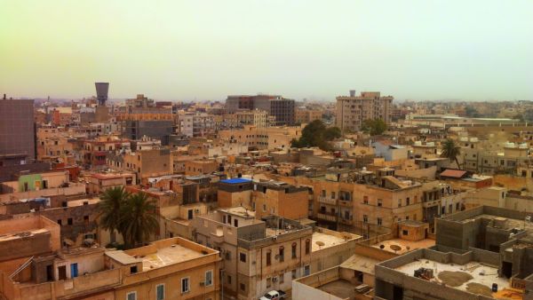 ارتفاع الإيجارات بالمناطق الآمنة في ليبيا مع تزايد النازحين