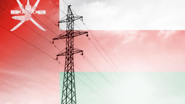باعت شركة الكهرباء العمانية القابضة «نماء» حصة تبلغ 49 % في الشركة العمانية لنقل الكهرباء إلى مؤسسة شبكة الكهرباء الوطنية الصينية